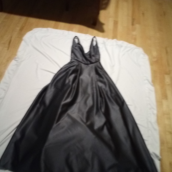 Davids Bridal Versa Size 2 Pewter Prom Bridesmaid - Picture 7 of 7